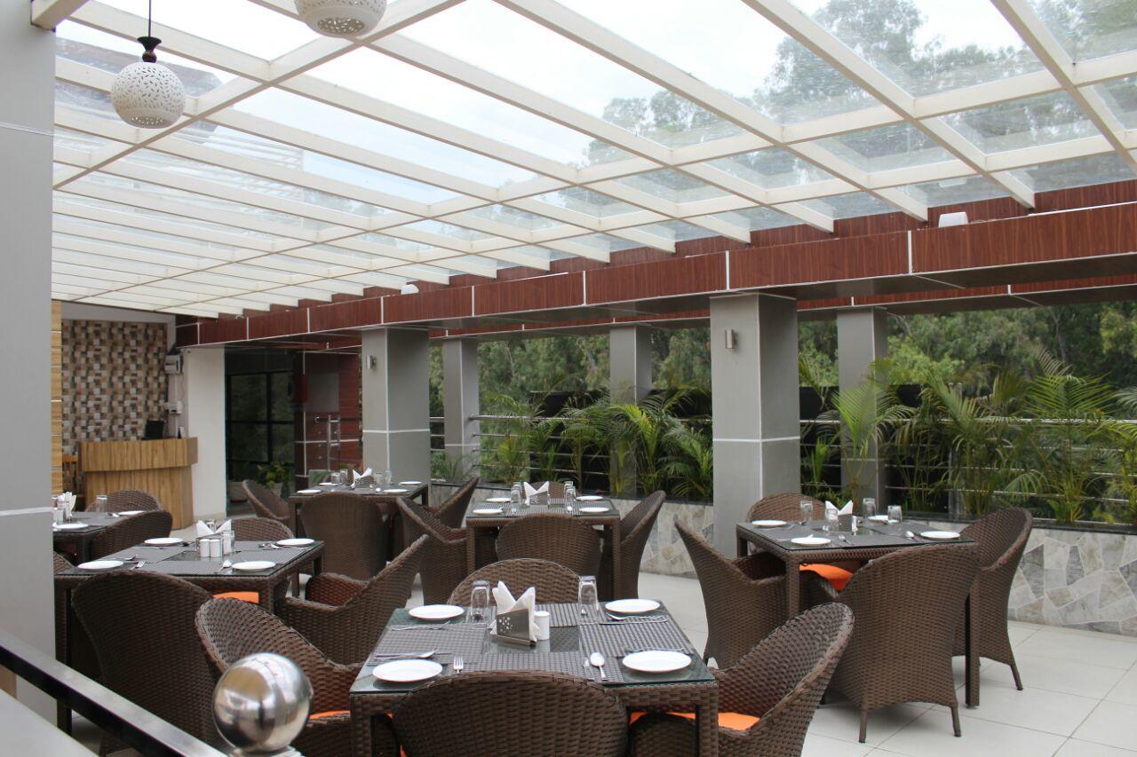 Imperial Clarks Inn Ντεχραντούν Εξωτερικό φωτογραφία