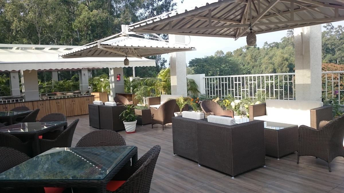 Imperial Clarks Inn Ντεχραντούν Εξωτερικό φωτογραφία