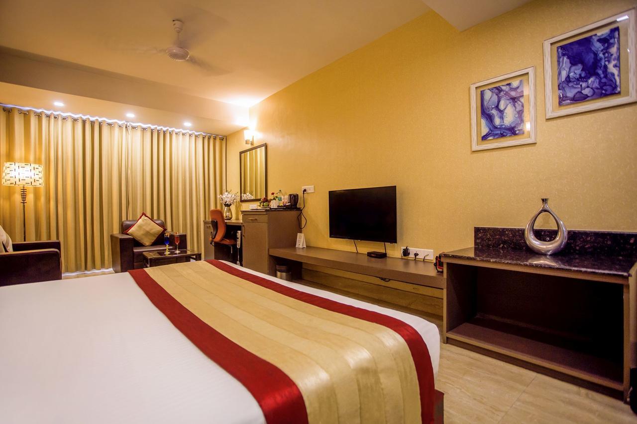 Imperial Clarks Inn Ντεχραντούν Εξωτερικό φωτογραφία